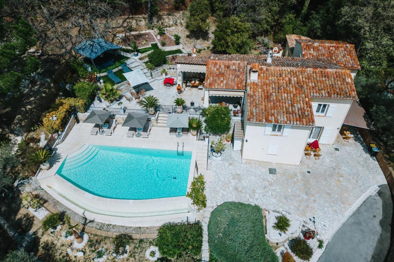 Les Lodges De Saint Cassien 2 Montauroux Eksteriør billede